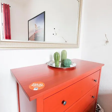 Schlosschemnitz-tolle Ferienwohnung Mit Balkon Apartment *
