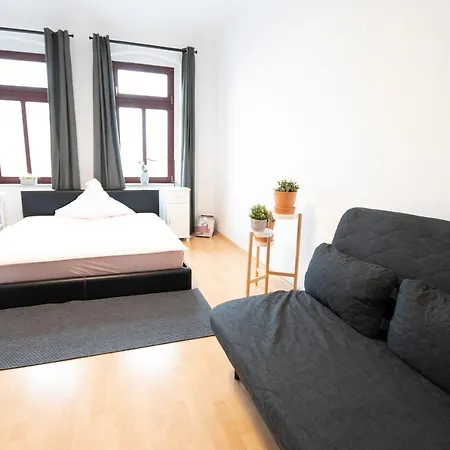 Schlosschemnitz-tolle Ferienwohnung Mit Balkon Daire Chemnitz