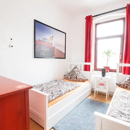 Schlosschemnitz-tolle Ferienwohnung Mit Balkon